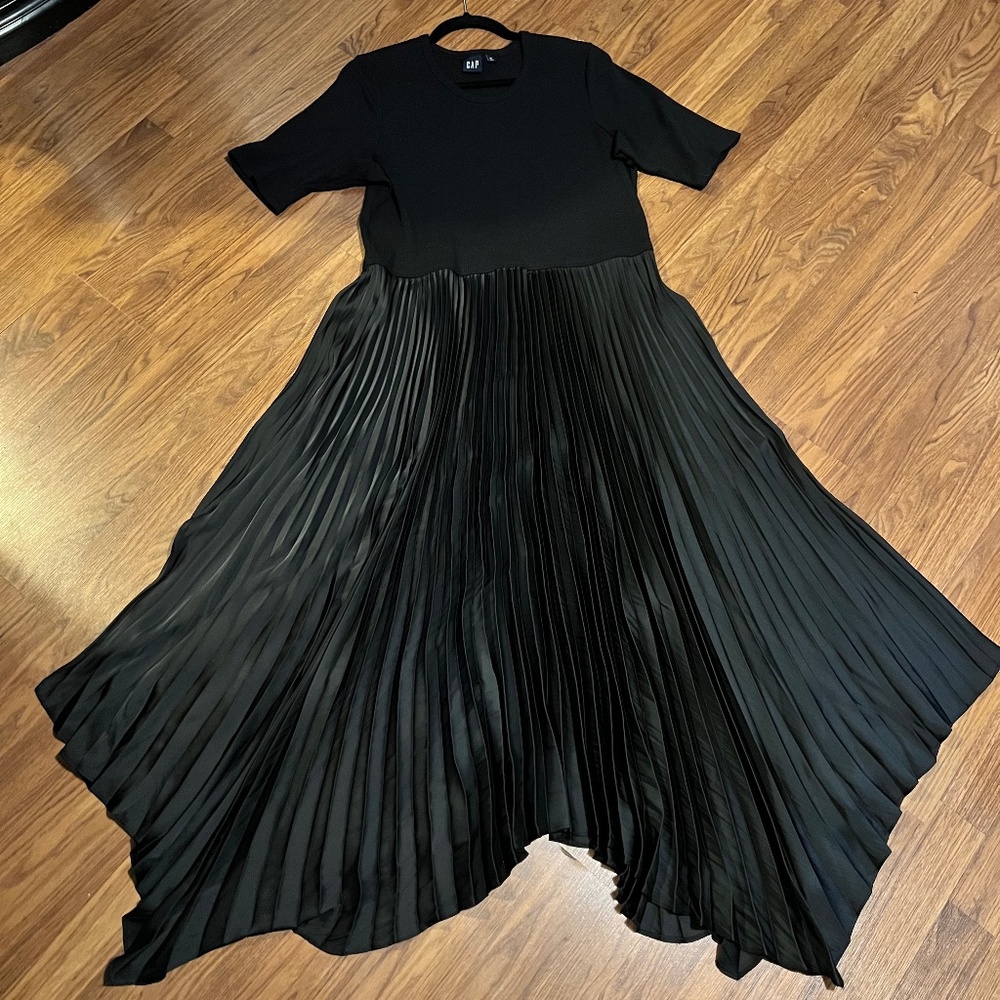 Gap XL black mixed media dress